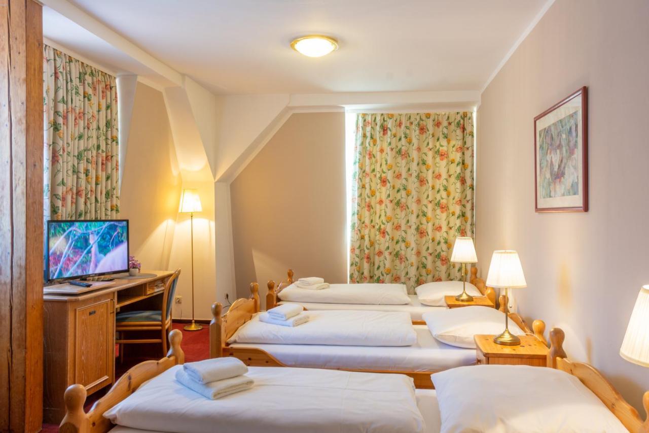 Hotel Klosterturm Хильдесхайм Экстерьер фото
