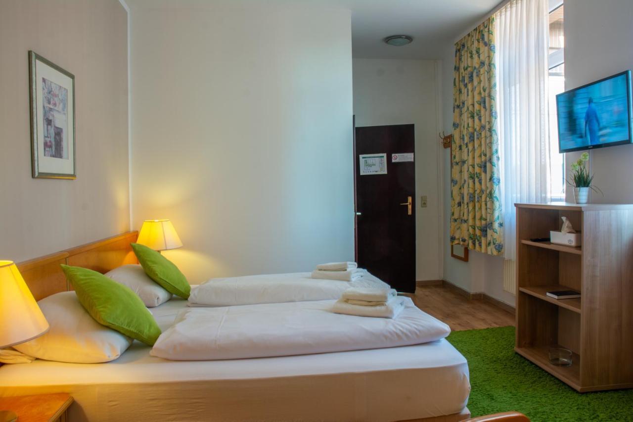 Hotel Klosterturm Хильдесхайм Экстерьер фото